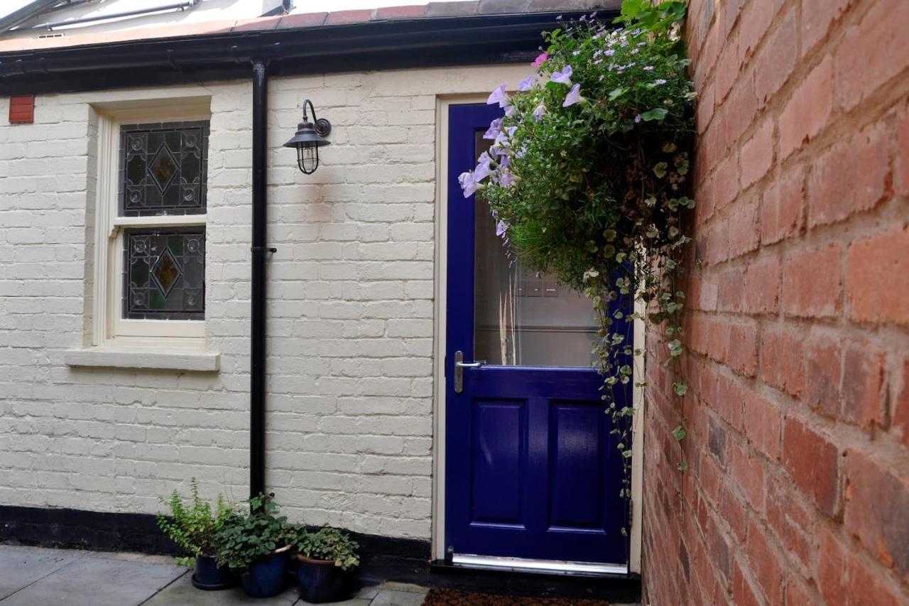 Immaculate Quiet Coach House In Garden Birmingham Exterior foto